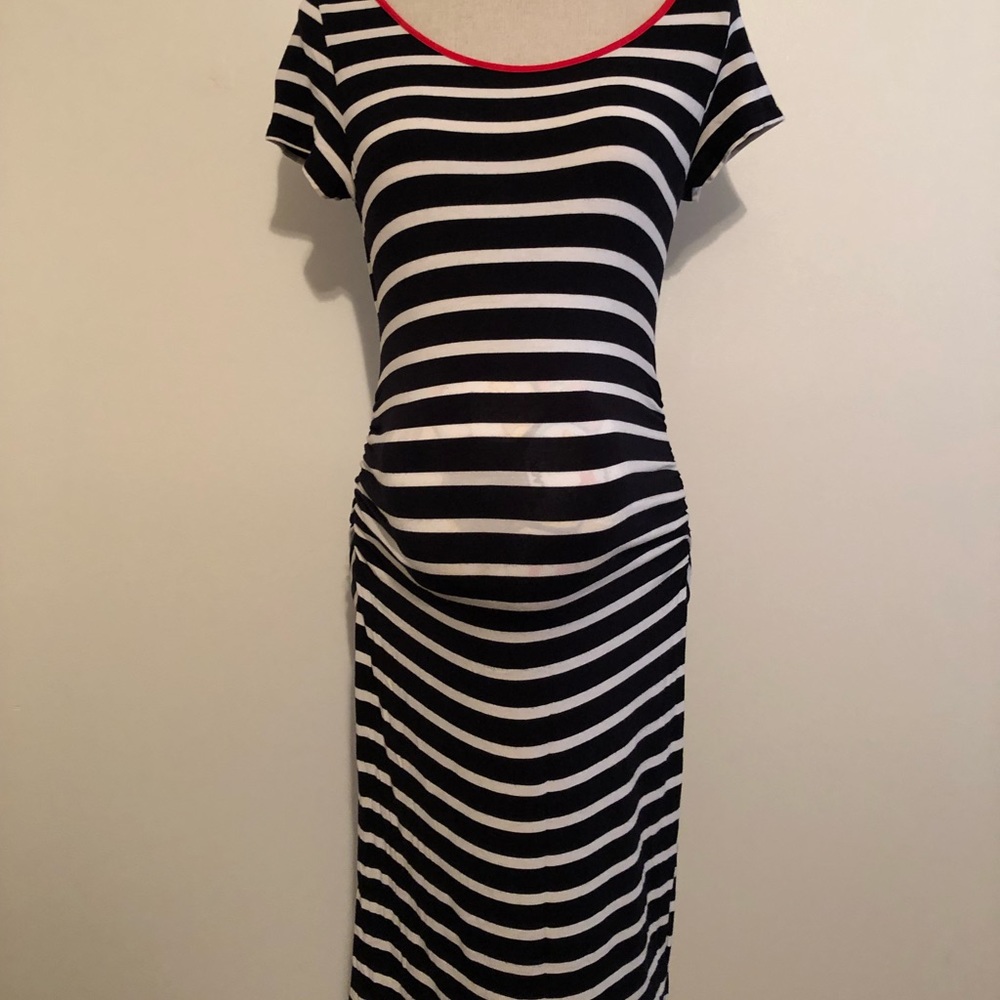 A Pea In The Pod Striped Dress Size Medium